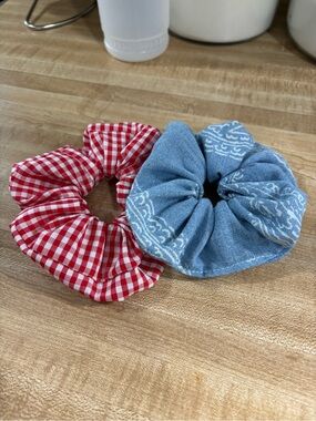 4 of July scrunchies